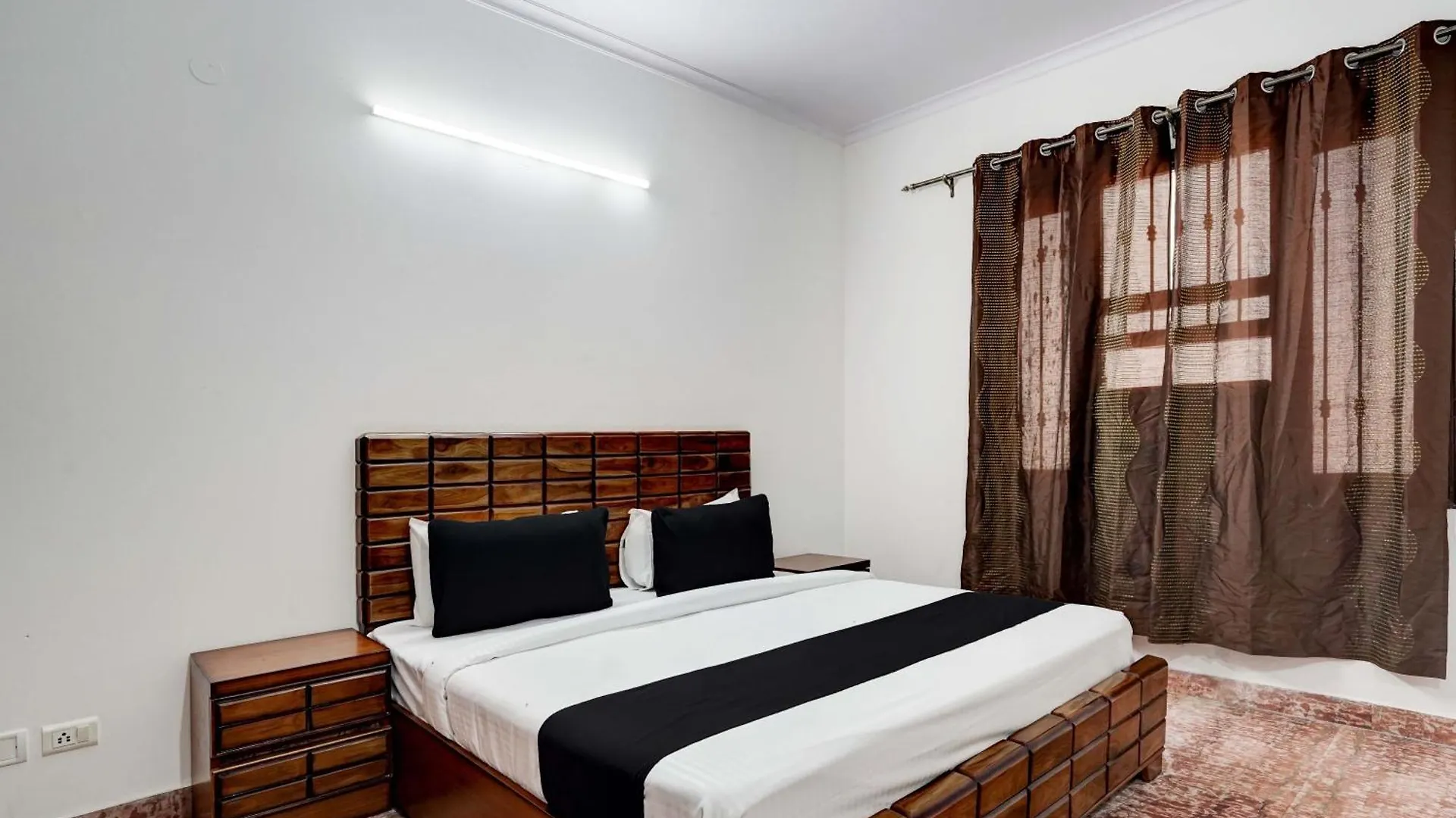 Hotel Collection O Dev Villa Gurgaon